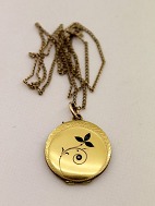 Necklace with medallion plated