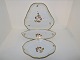 Royal 
Copenhagen 
Brown Iris
Decoration 
number 711.
Various 
dishes, each 
dkk. ...