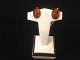 Amber earrings.
Oval.
Ear clip.
Silver 830 HS
Length: 1.8 cm 
width: 1.4 ...