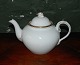 Bing and 
Grondahl teapot 
in porcelain 
dishes 
"Hartmann".  In 
good condition 
with no damage. 
...
