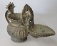Ganesha Oil 
Lamp, India, 
19th century. 
Cire perdue. 
With the 
burning pot and 
container. H .: 
10 ...