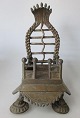 Indian bronze 
temple, Cire 
perdue, 19th 
century. Shaped 
like a throne. 
On 4 legs. H .: 
18 ...