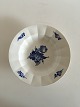Royal 
Copenhagen Blue 
Flower Angular 
Deep Plate No 
8546. Measures 
25.5 cm / 10 
3/64 in. 
