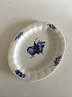 Royal 
Copenhagen Blue 
Flower Angular 
Oval Serving 
Dish No 8540. 
42 x 33.5 cm 
(16 17/32" x 13 
...