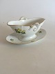 Bing & Grondahl 
Eranthis 
Saucebat with 
Handles No 8. 
11 x 24 cm (4 
1/3" x 9 2/5") 
0.35 l / 12 oz.