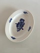 Royal 
Copenhagen Blue 
Flower Braided 
Oval Tray No 
8015. Measures 
25 x 18,5 cm (9 
27/32 x 7 9/32 
in).