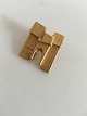Georg Jensen 
Gilded Ole Bent 
Pedersen 
Pendant No. 
5212. 2.5 x 2.5 
cm (0 63/64 x 0 
63/64")