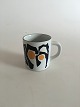 Royal 
Copenhagen 
Small Annual 
Mug 1977. 
Designed by 
Inge Lise 
Kofoed. 
Measures 7.5 cm 
/ 2 61/64 in.