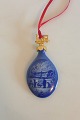 Royal 
Copenhagen Drop 
Ornament 2004
Measures 9cm / 
3 1/2".