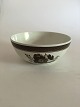 Royal 
Copenhagen 
Brown 
Tranquebar 
Salad Bowl No 
934. 8.5 x 21.5 
cm (3 11/32" x 
8 15/32")