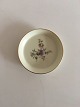 Royal 
Copenhagen 
Frijsenborg 
Round Ashtray 
No 2422. 9 cm 
(3 35/64")