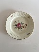Royal 
Copenhagen 
Frijsenborg 
Luncheon Plate 
No. 1623. 
Measures 22 cm 
(8 21/32")