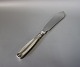 Cake knife in 
Lotus, 
hallmarked 
silver.
28,5 cm.
Ask for number 
in stock. All 
silver will be 
...