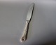 Lunch knife in 
Rita, 
hallmarked 
silver.
20,5 cm.
Ask for number 
in stock. All 
silver will be 
...