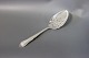Fish slice in 
Rita, 
hallmarked 
silver.
24 cm.
Ask for number 
in stock. All 
silver will be 
...