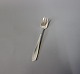 Cake fork in 
Ascot, sterling 
silver.
14 cm.
Ask for number 
in stock. All 
silver will be 
...