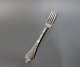 Dinner fork in 
Antique Rococo, 
hallmarked 
silver.
21,5 cm.
Ask for number 
in stock. All 
...