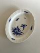 Royal 
Copenhagen Blue 
Flower Curved 
Oval Platter 
No. 1556. 
Measures 37.5 
cm (14 49/64 
in.)
