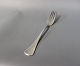 Dinner fork in 
Patricia, 
hallmarked 
silver.
19,5 cm.
Ask for number 
in stock. All 
silver ...