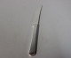 Dinner knife, 
copenhagen, by 
Georg Jensen in 
steel.
22 cm.
Ask for number 
in stock.