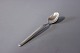 Tea spoon in 
Cheri, silver 
plate.
13 cm. 
Ask for number 
in stock. 
Everything will 
be polished ...