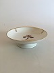 Royal 
Copenhagen 
Brown Iris Cake 
Bowl on Short 
Foot No 9269. 
5.5 x 17 cm