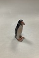 Royal 
Copenhagen 
Figurine 
Penguin No 
1283. 10 cm 
tall.