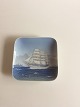 Royal 
Copenhagen Dish 
and Ashtray No 
3467 School 
Ship "Denmark".
Measures 
12,5cm