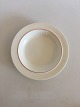 Royal 
Copenhagen 
Redtop / 
Redline Deep 
Plate No 3073. 
23.5 cm (9 
1/4")