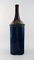 Large Rosenthal Bjørn Wiinblad large ceramic vase, decorated in blue and brown.