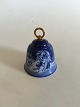 Bing & Grondahl 
Small Christmas 
Bell 2001
Measures 9cm / 
9 1/2"
The motif is 
the same as ...
