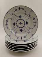 Royal Copenhagen blue fluted plate 1/176