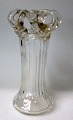 Bridal Crown, 
vase, o. 1900. 
Funen, Denmark. 
Clear glass, 
optical 
striped. H .: 
16 cm.