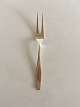 Hans Hansen 
Charlotte 
Sterling Silver 
Cold Cuts Fork. 
Measures 14.6 
cm / 5 3/4 in.