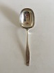 Hans Hansen 
Charlotte 
Sterling Silver 
Serving Spoon. 
Measures 20.3 
cm / 7 63/64 
in.