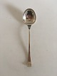 Hans Hansen 
Kristine 
Sterling Silver 
Serving Spoon. 
20 cm L (7 
7/8")