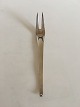 Hans Hansen 
Linje Sterling 
Silver Meat 
Fork. 20 cm L. 
(7 7/8")