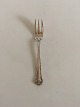 Cohr Herregård 
Silver Cake 
Fork. 13.5 cm 
L. (5 5/16")