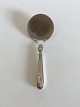 Cohr Elite 
Silver 
Croustade 
Server with 
Stainless Steel 
Top. 19.5 cm L 
(7 43/64")