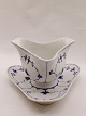 Royal 
Copenhagen blue 
triangular 
sauce bowl 
1/203 1st 
choice. No. 
283897
Stock:1