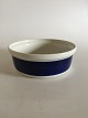 Rörstrand Blue 
Koka Serving 
Bowl. Measures 
7.5 cm H / 2 
61/64 in. x 
21.5 cm Ø / 8 
15/32 in.