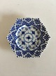 Royal 
Copenhagen Blue 
Fluted Full 
Lace Plate No 
1144. 17.5 cm 
dia (6 57/64"). 
In perfect ...