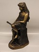Pige Skulptur: 
Rudolf Tegner 
Bronze 48 cm