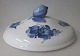 Royal 
Copenhagen, 
8054, Blue 
flower tureen 
lid, braided. 
Hand painted. L 
.: 22.5 cm. B 
.: 17.5 ...
