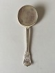 Anton Michelsen 
Rosenborg 
Sterling Silver 
Pastry Server. 
19 cm L (7 
31/64")