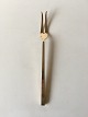 Bernadotte 
Scanline Large 
Meat Fork. 27 
cm L (10 5/8"). 
In Bronze