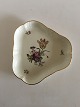 Royal 
Copenhagen 
Frijsenborg 
Triangle Cake 
Dish No 1526. 
21 cm dia. In 
perfect 
condition. 
Creme ...