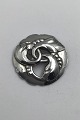 Georg Jensen 
Sterling Silver 
Brooch No 20. 
Measures 4.5 cm 
dia (1 49/64"). 
Weighs 15 grams 
(0.55 ...