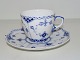 Royal 
Copenhagen Blue 
Fluted Full 
Lace, small 
coffee cupswith 
matching 
saucer.
Decoration ...