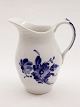 Royal 
Copenhagen Blue 
flower braided 
creamer 10/8026 
1sort. No. 
297212